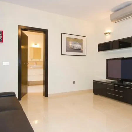 Casa Taburiente - 4 Bedroom Luxury - Well Furnished Interior - Perfect For Families Villa *